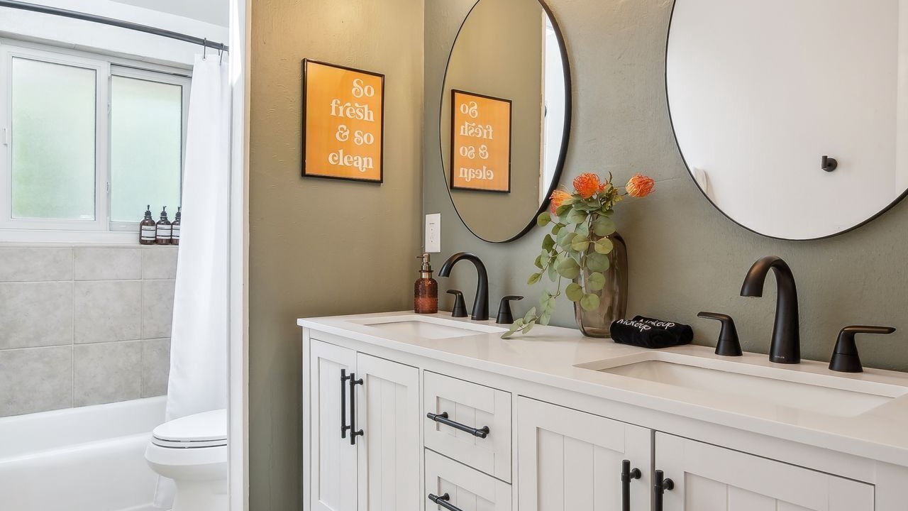 Photo of Bathroom in Scenic Heights