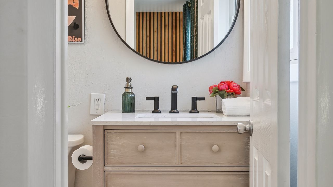 Photo of Bathroom in Scenic Heights