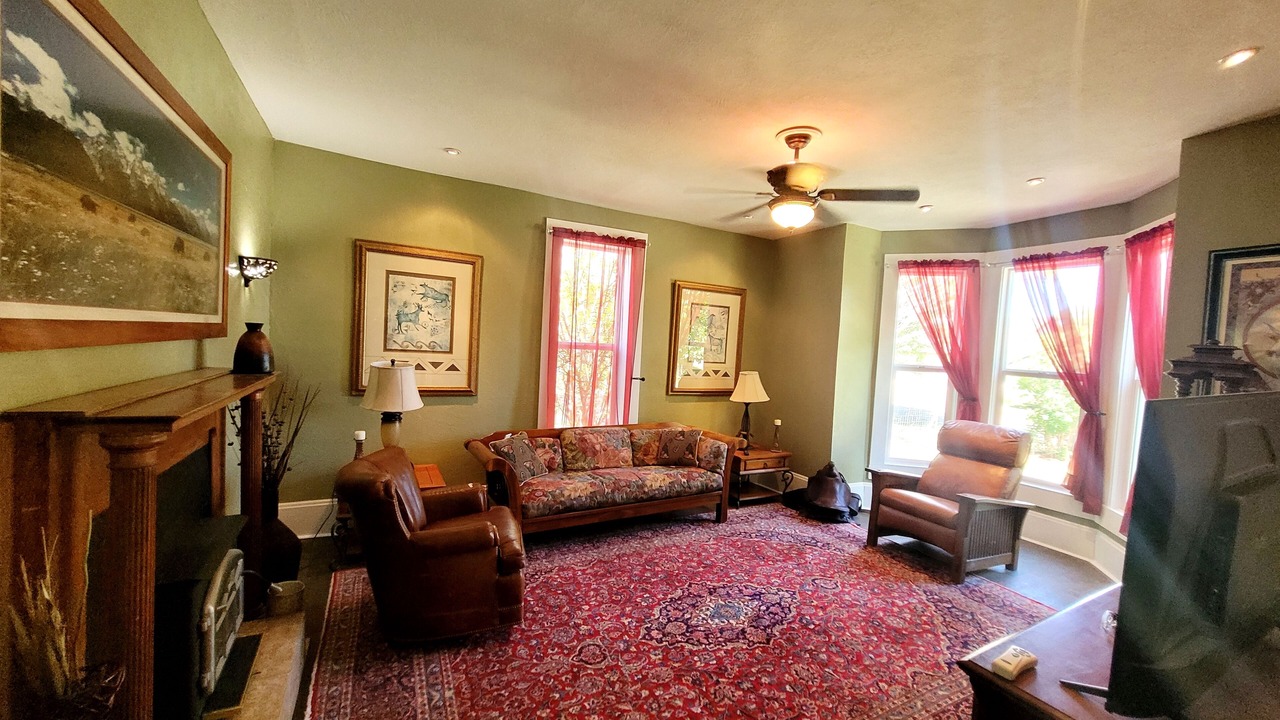 Photo of Livingroom in Trinidad