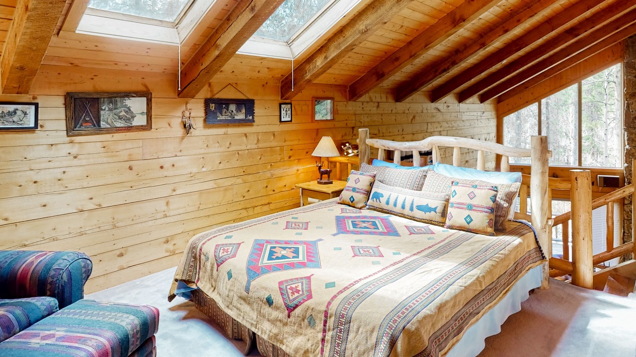 Photo of Bedroom in Almont