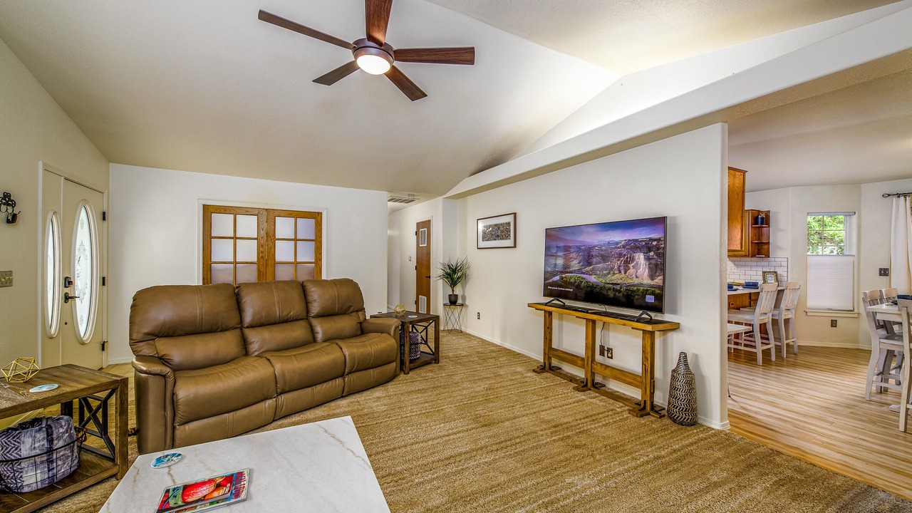 Photo of Livingroom in Cedaredge