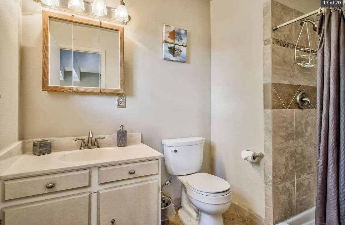 Photo of Bathroom in Village Seven