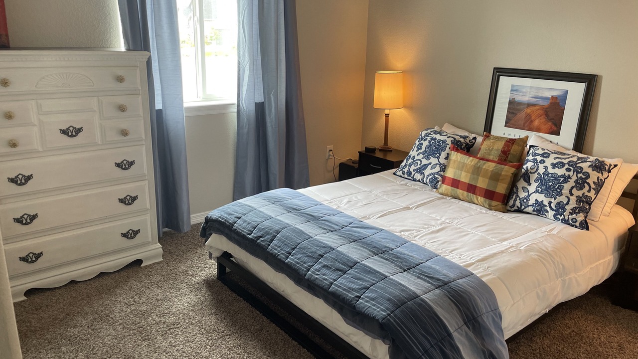 Photo of Bedroom in Elbert