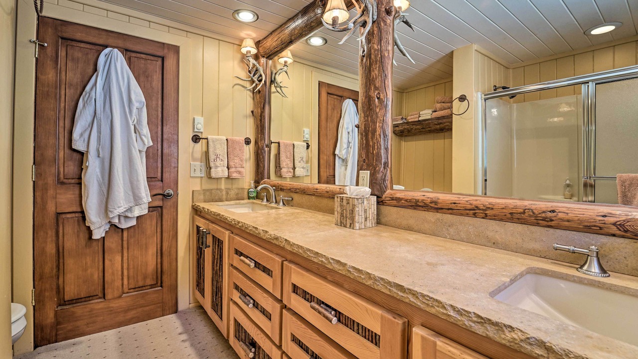 Photo of Bathroom in Dolores