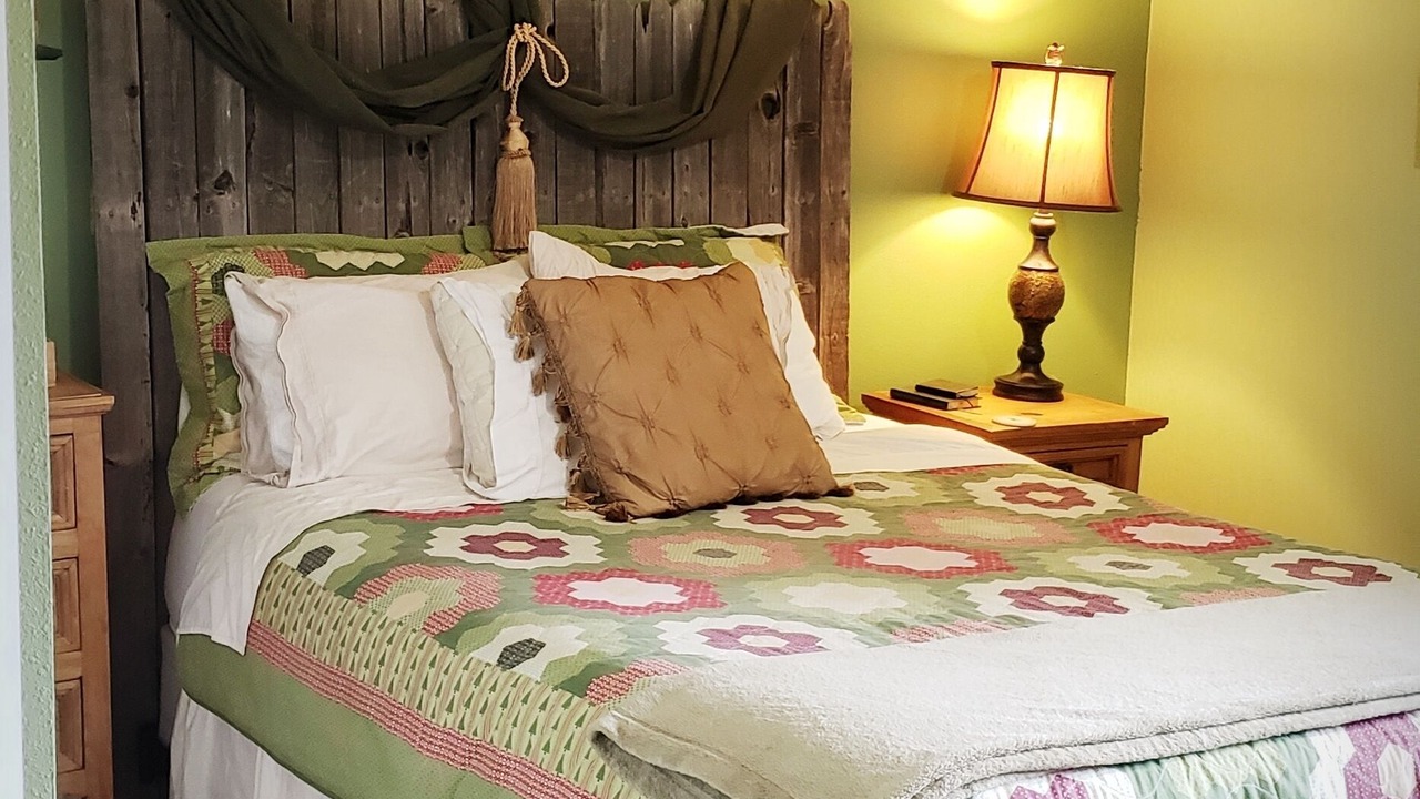 Photo of Bedroom in Northeast Colorado Springs