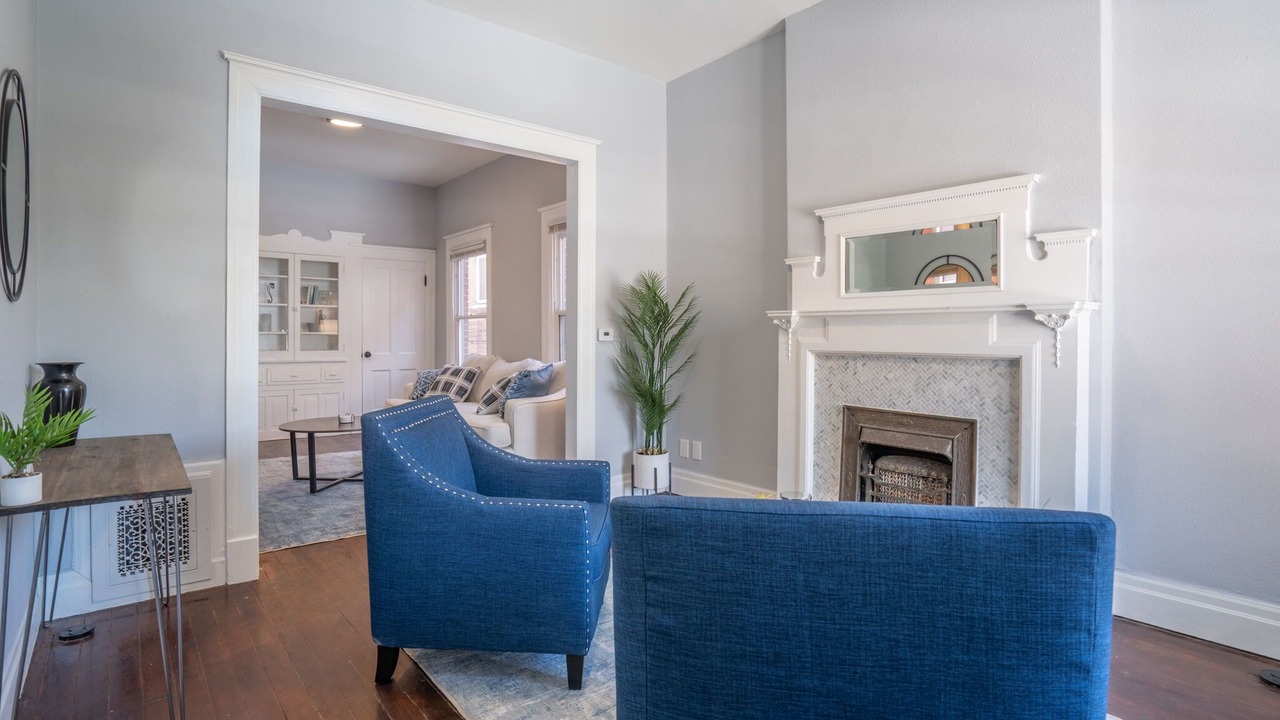 Photo of Livingroom in Whittier