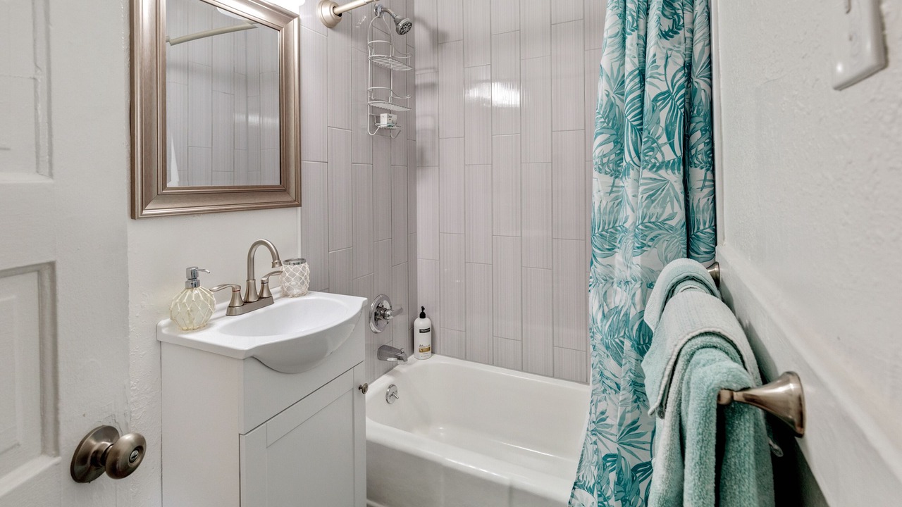 Photo of Bathroom in Uptown
