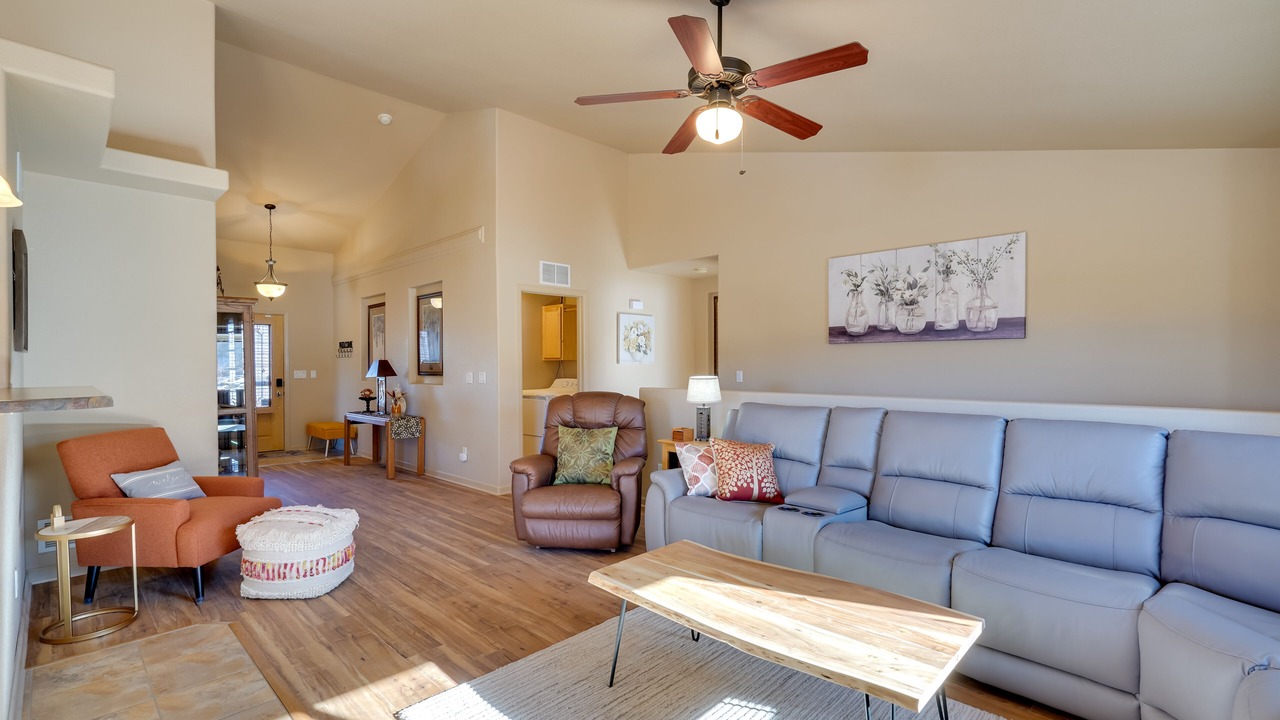 Photo of Livingroom in Pueblo West