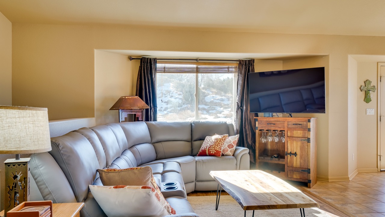 Photo of Livingroom in Pueblo West