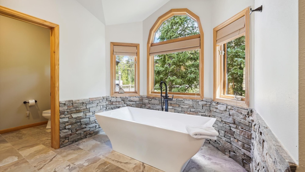 Photo of Bathroom in Woodmoor