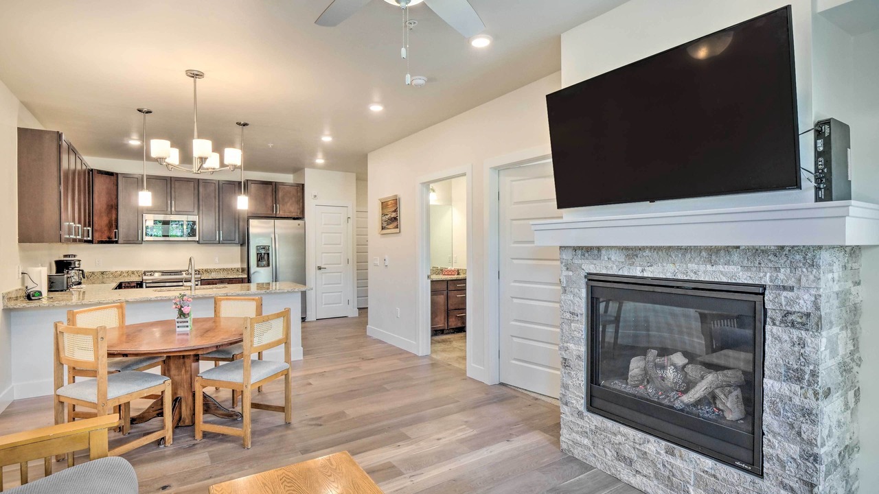 Photo of Kitchen in Lakeside Village
