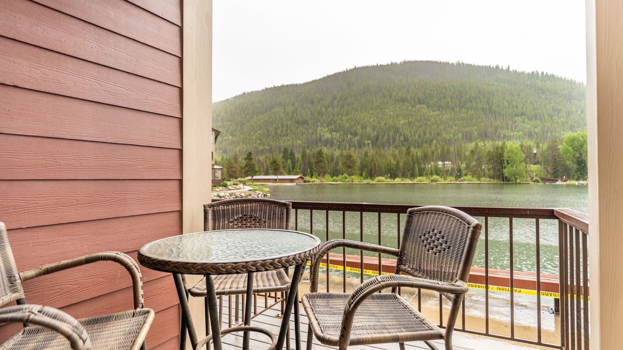 Photo of Patio Balcony in Lakeside Village