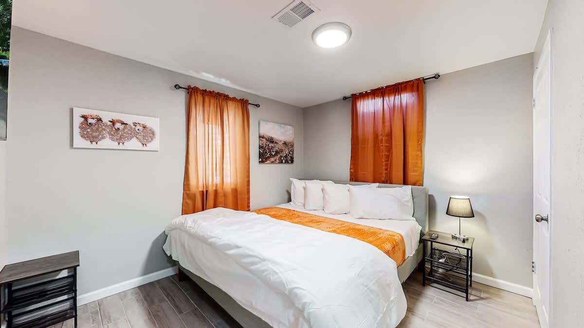 Photo of Bedroom in Twin Lakes