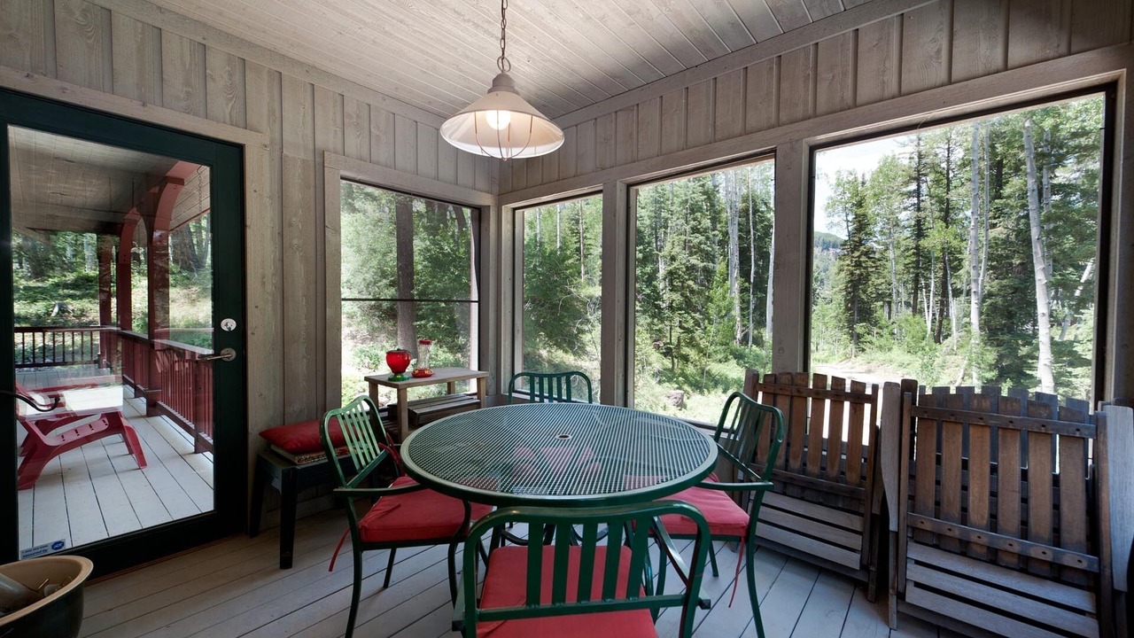 Photo of Bedroom in Columbine Lake