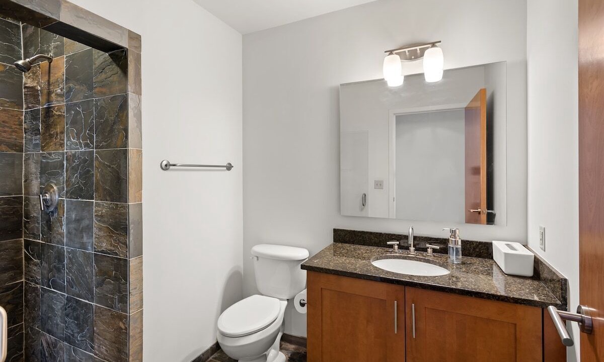 Photo of Bathroom in Basalt