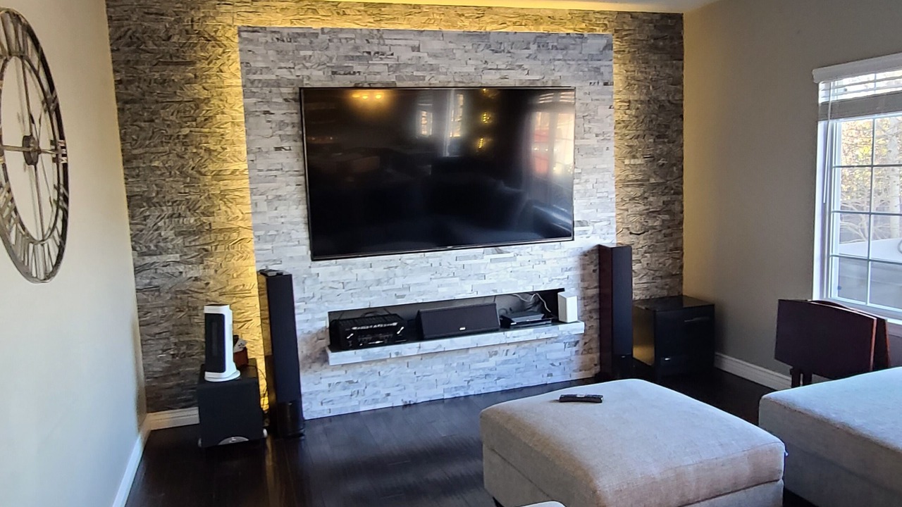 Photo of Livingroom in Northridge