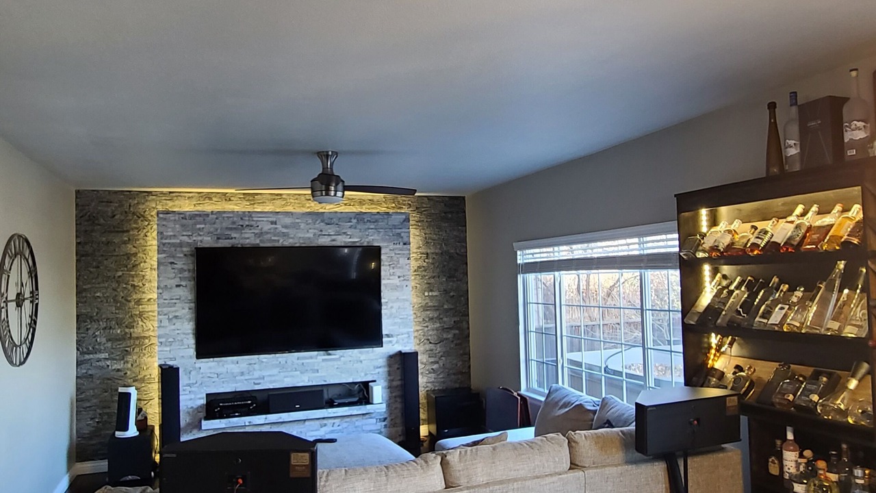 Photo of Livingroom in Northridge
