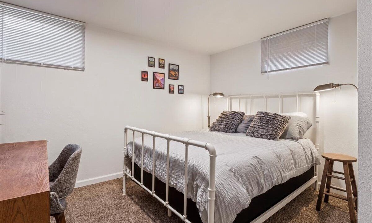 Photo of Bedroom in Dupont