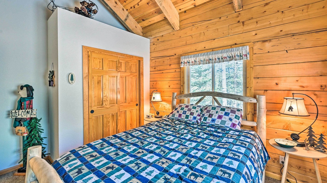 Photo of Bedroom in Indian Mountain