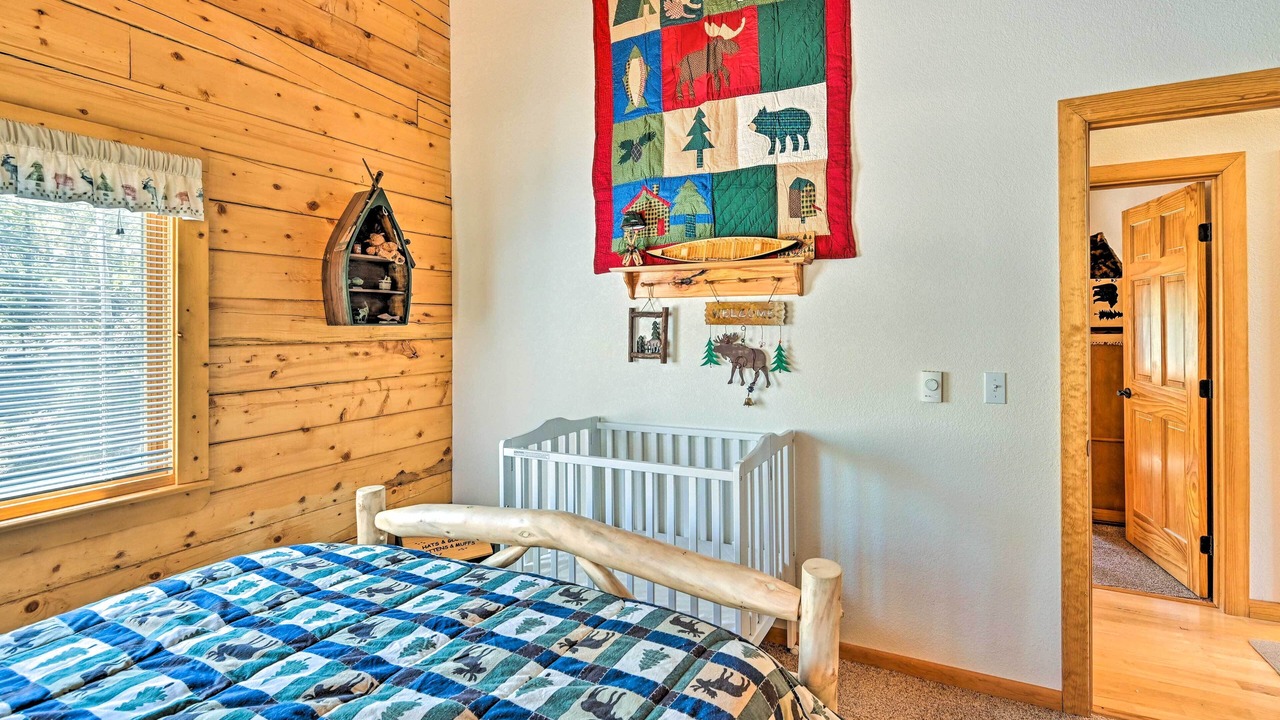 Photo of Bedroom in Indian Mountain