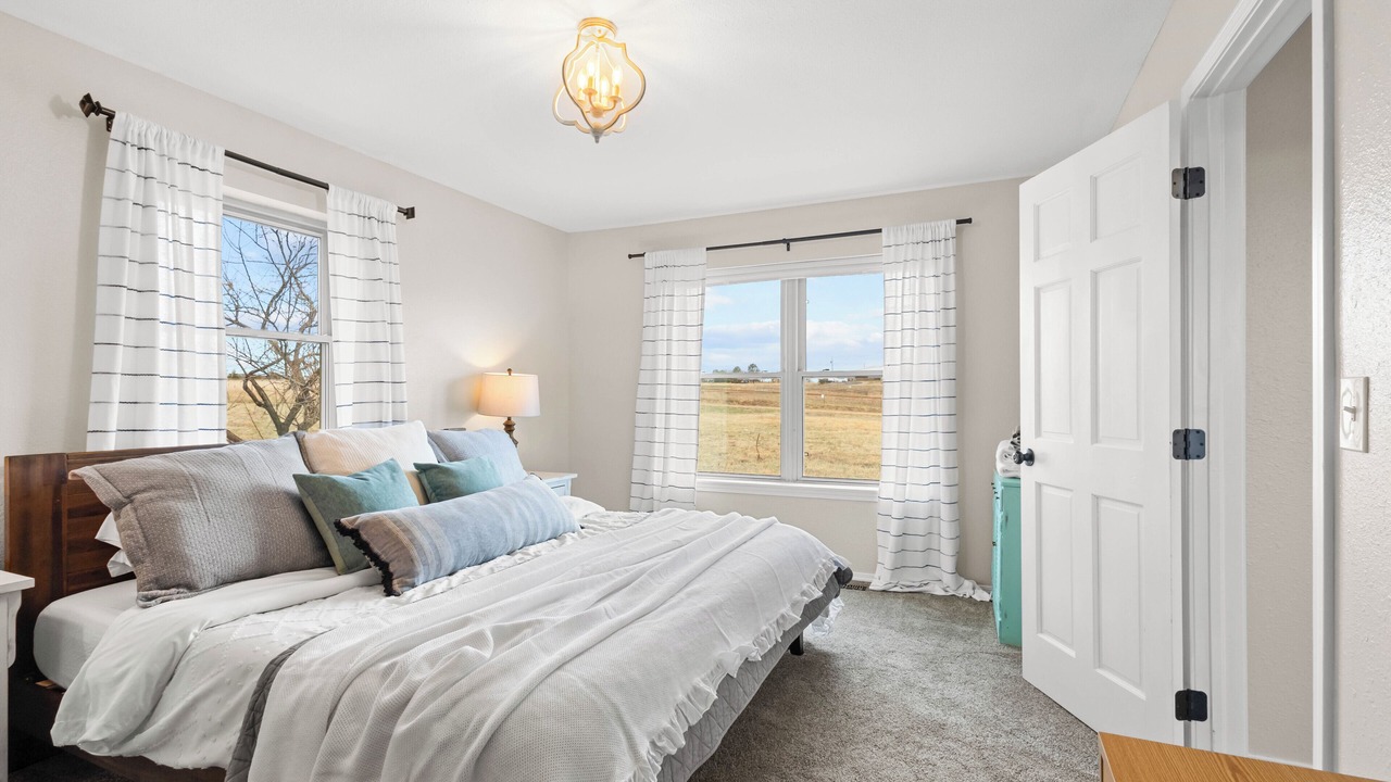 Photo of Bedroom in Gleneagle