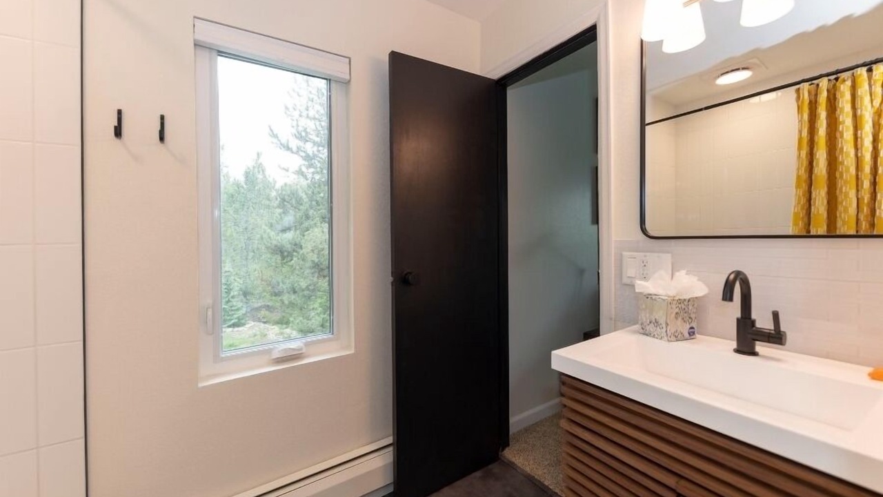 Photo of Bathroom in Dillon
