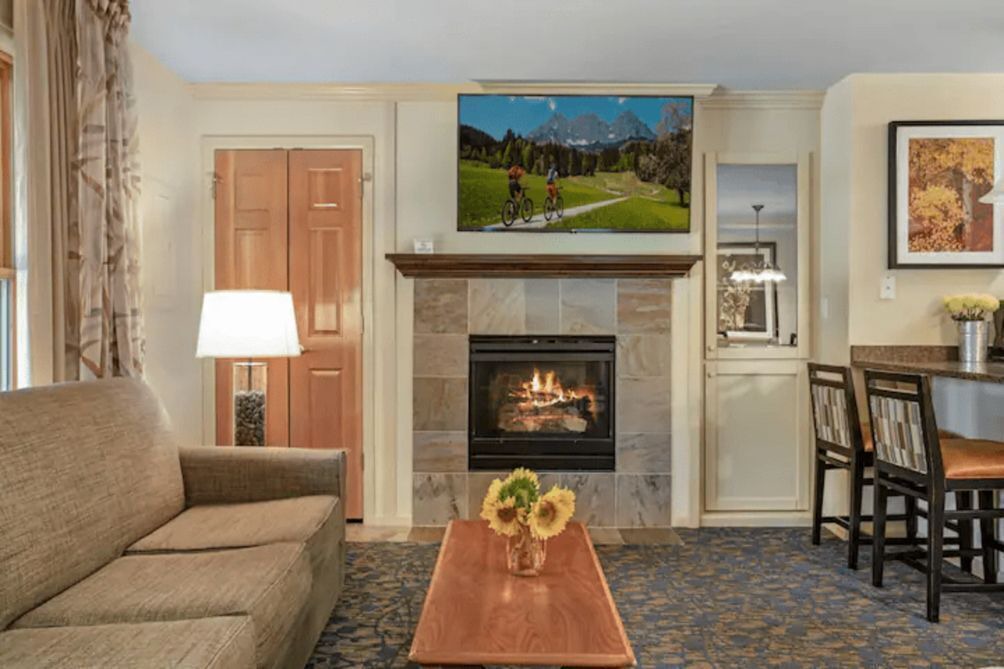 Photo of Livingroom in Vail