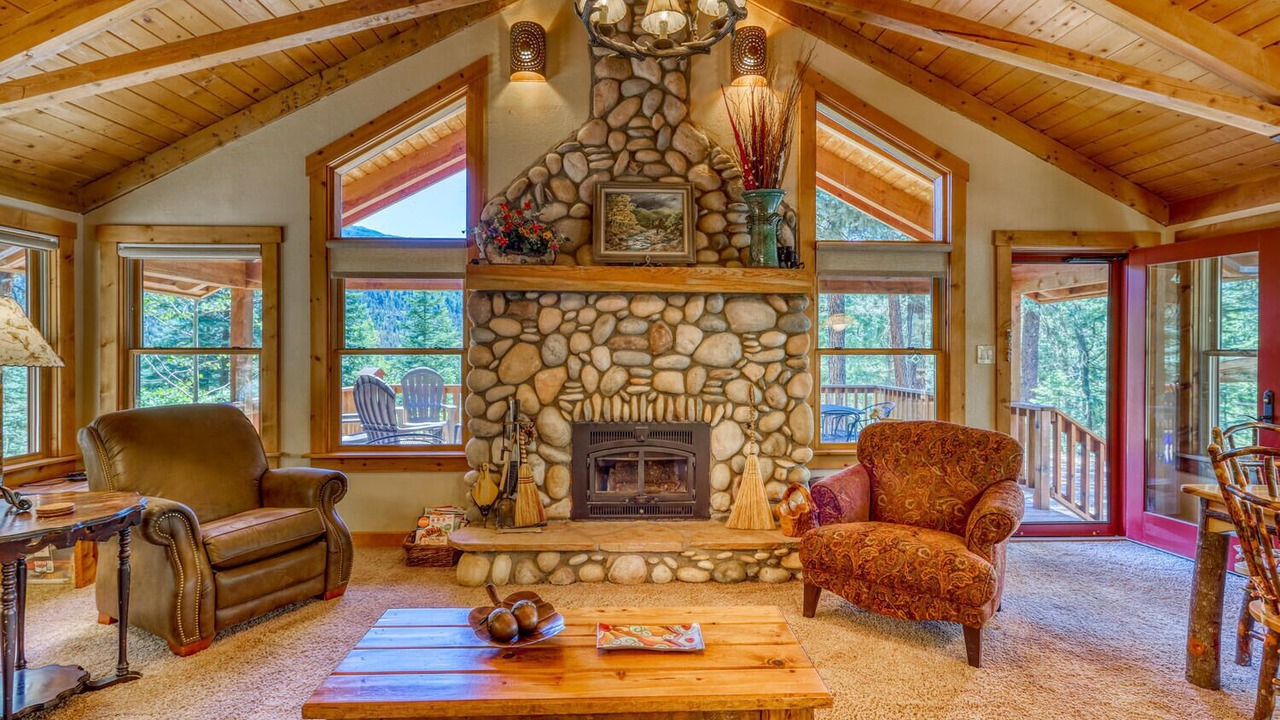 Photo of Livingroom in Bayfield