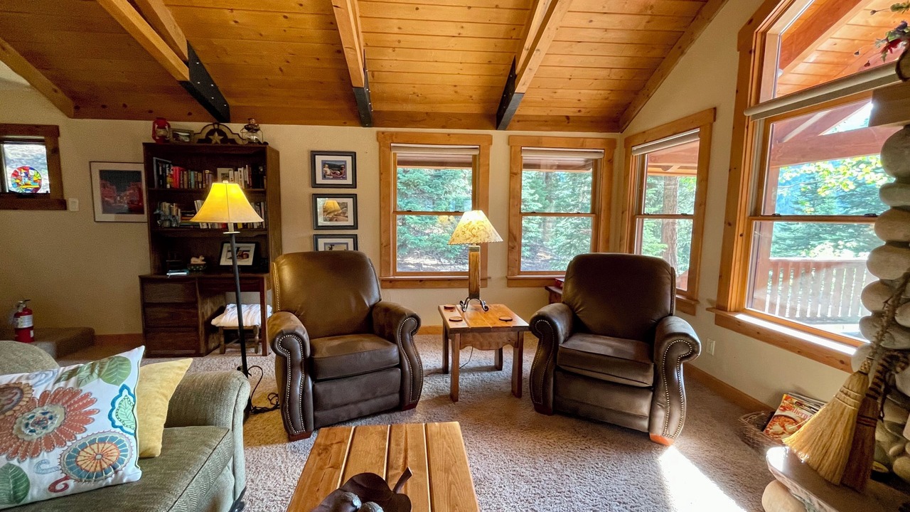 Photo of Livingroom in Bayfield