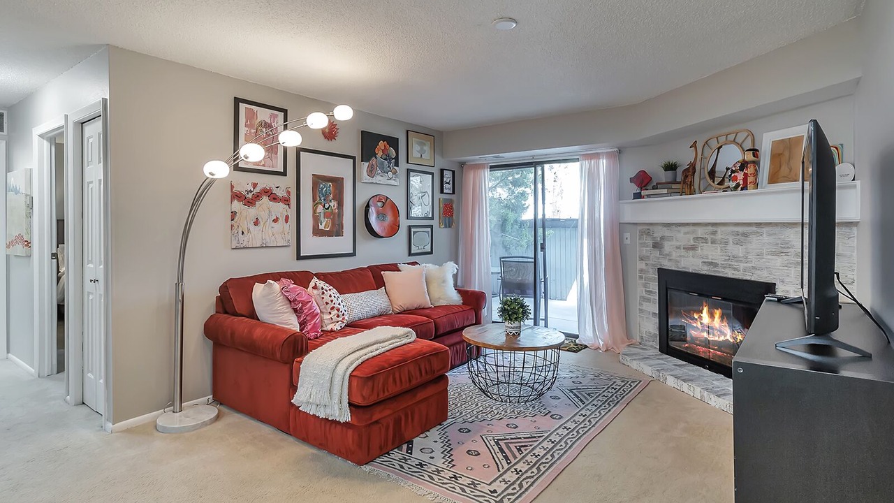 Photo of Livingroom in Aurora