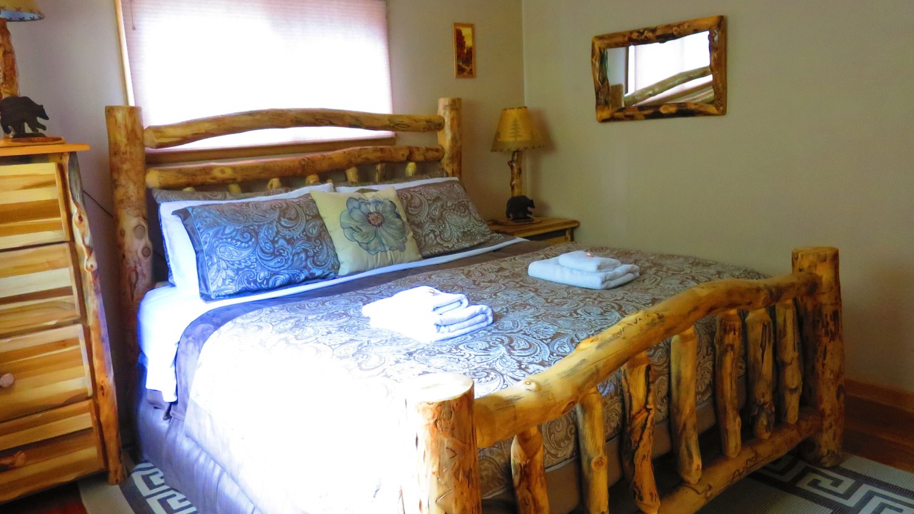 Photo of Bedroom in Manitou Springs
