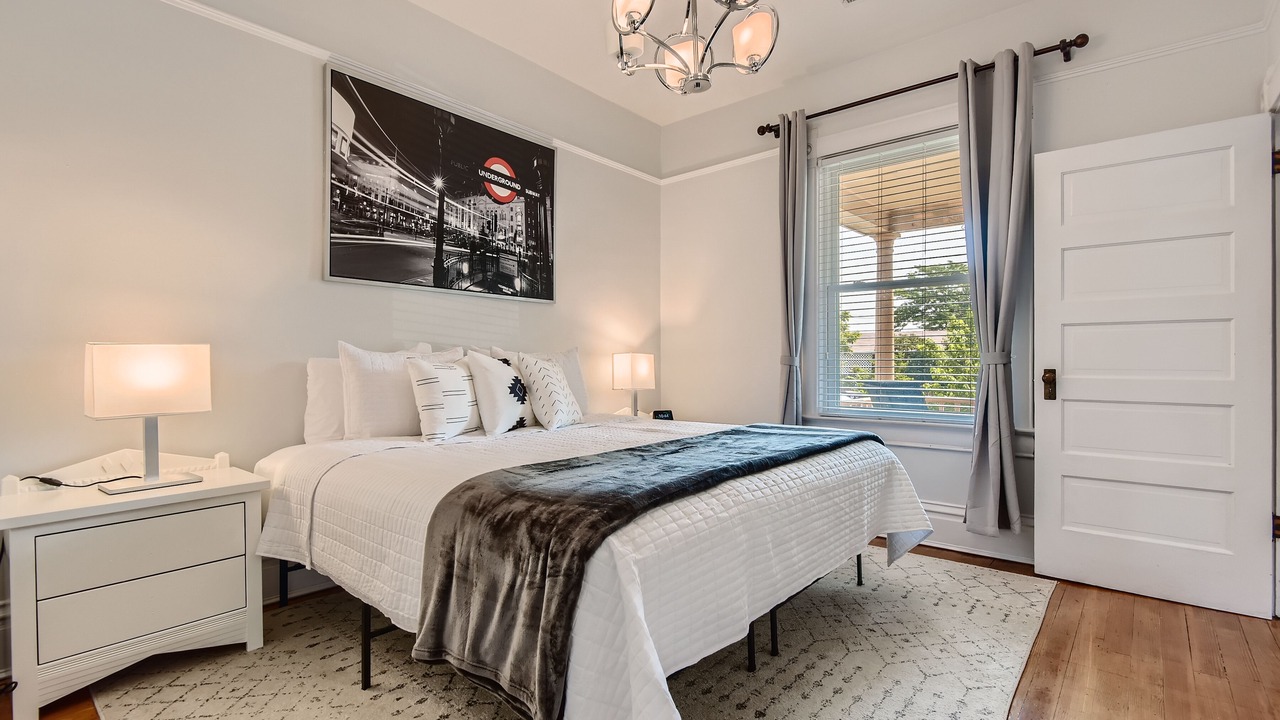 Photo of Bedroom in Sunnyside