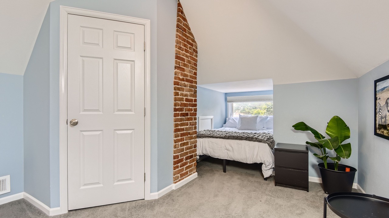 Photo of Bedroom in Sunnyside