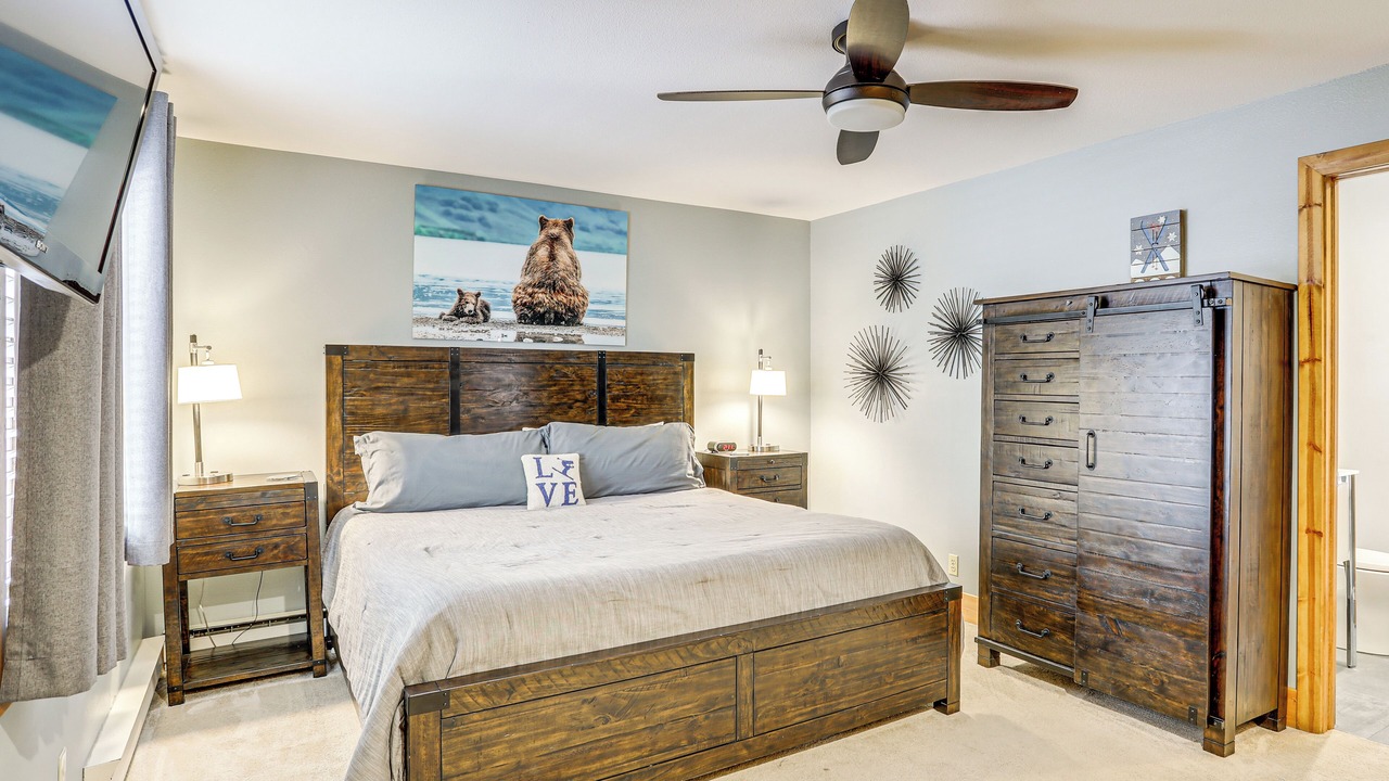Photo of Bedroom in Avon