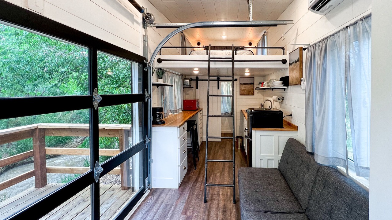 Photo of Livingroom in Montrose