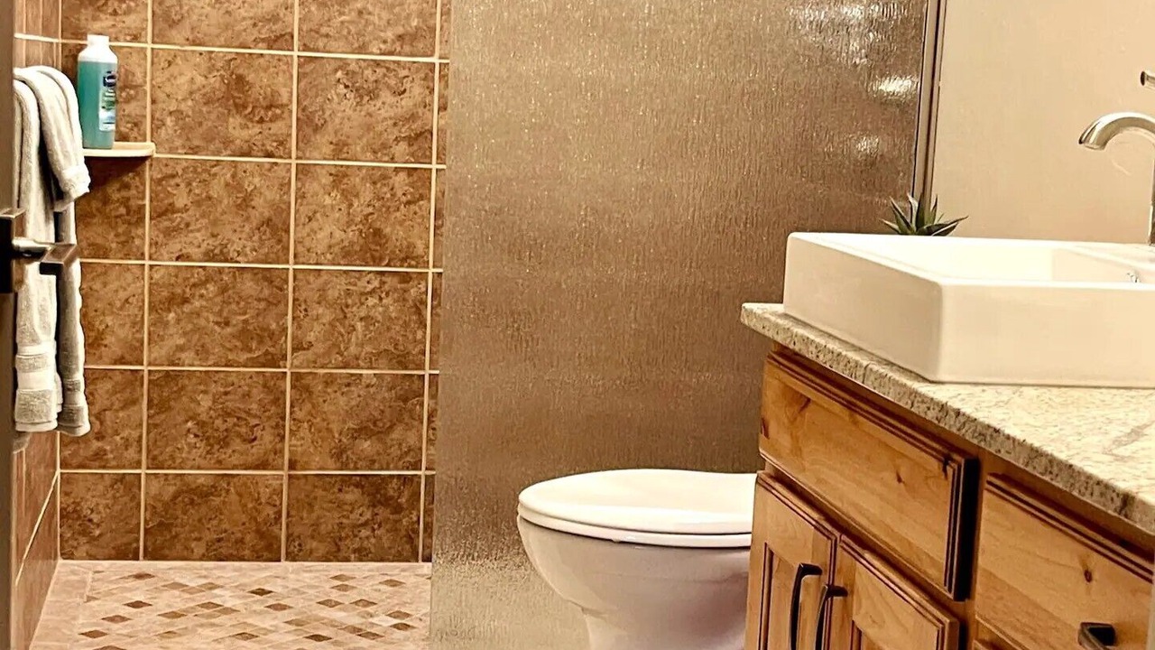 Photo of Bathroom in Salida