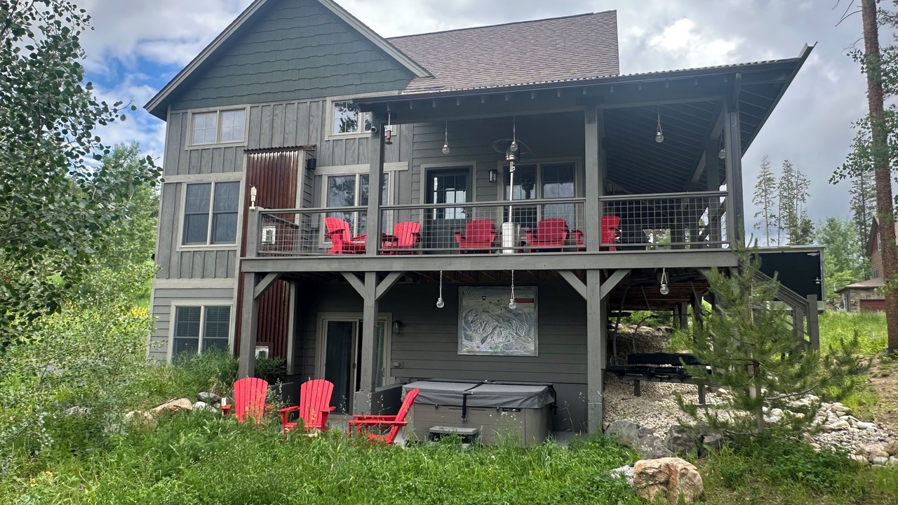 Photo of Outdoor in Rendezvous