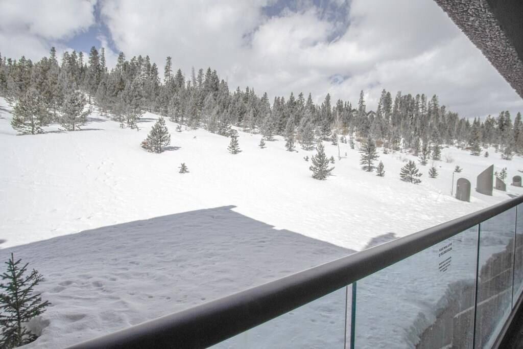 Photo of Outdoor in Peak 9