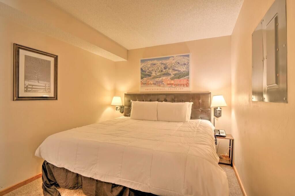 Photo of Bedroom in Peak 9