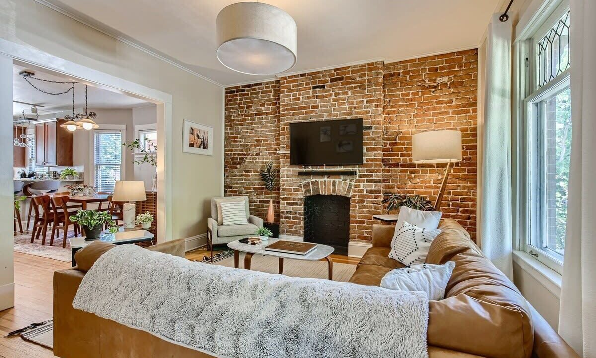 Photo of Livingroom in Washington Park West