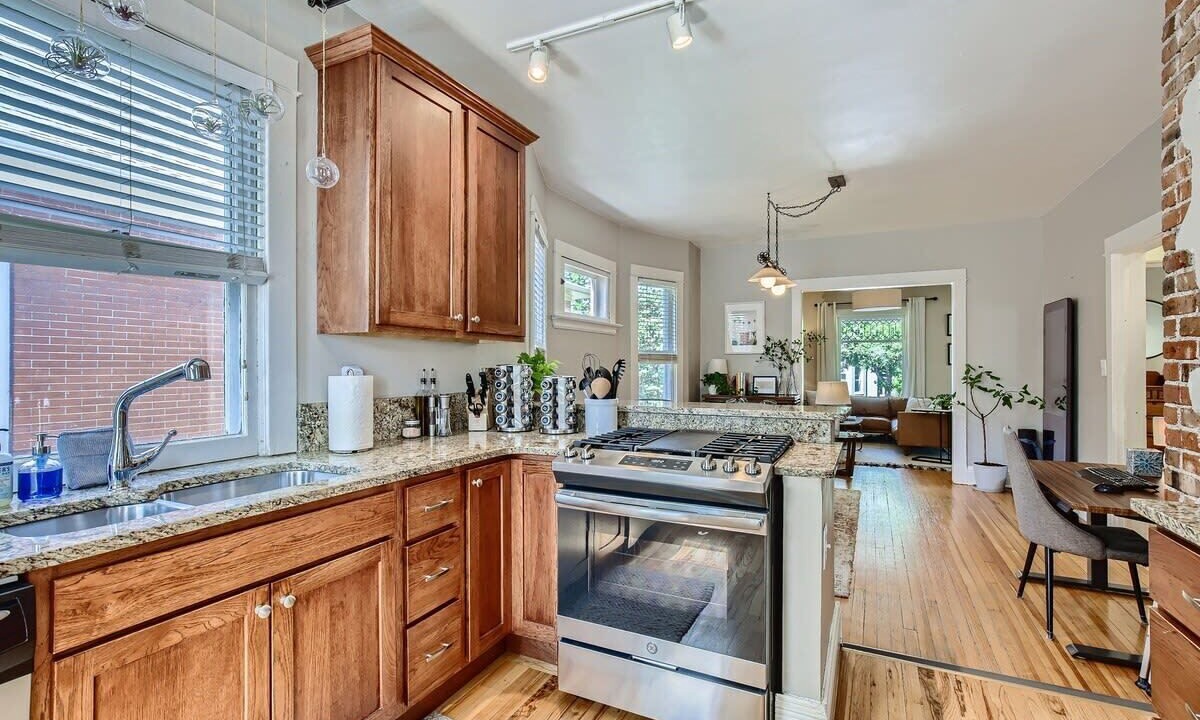 Photo of Kitchen in Washington Park West