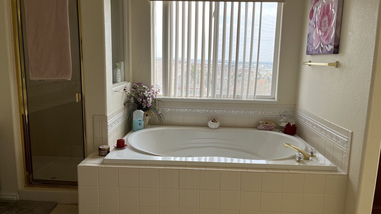 Photo of Bathroom in Northgate