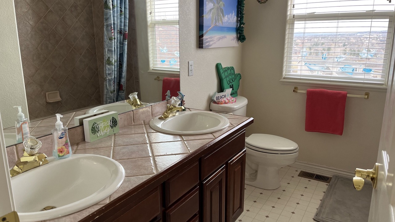 Photo of Bathroom in Northgate
