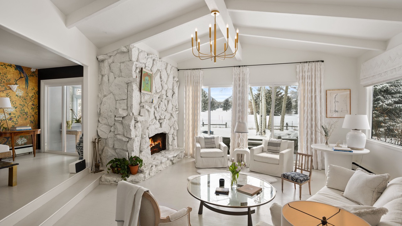 Photo of Livingroom in Aspen