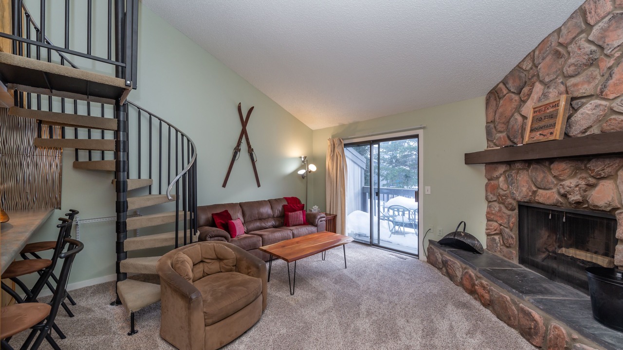 Photo of Livingroom in Fraser