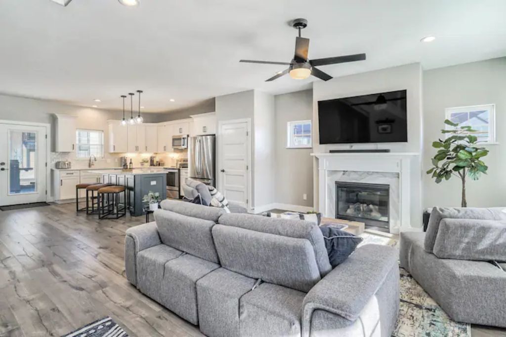 Photo of Livingroom in Salida