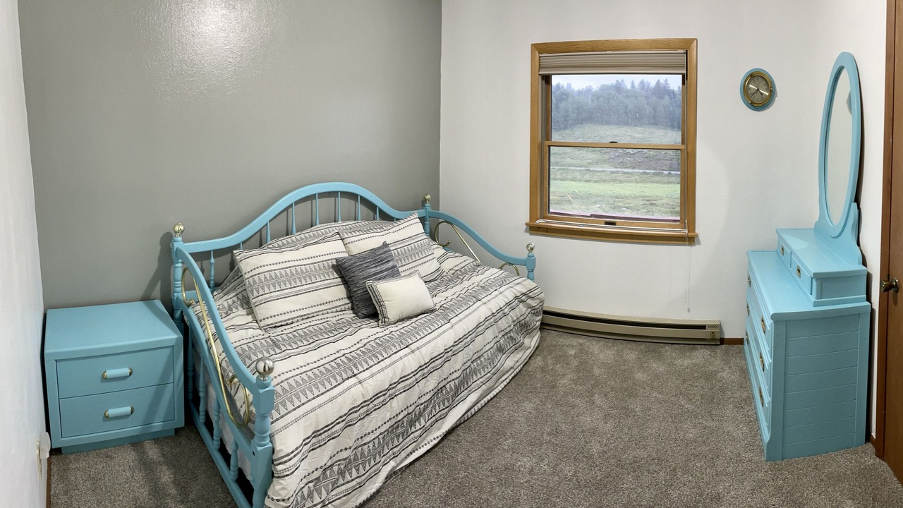 Photo of Bedroom in Cimarron