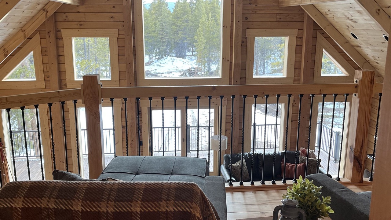 Photo of Livingroom in Leadville North