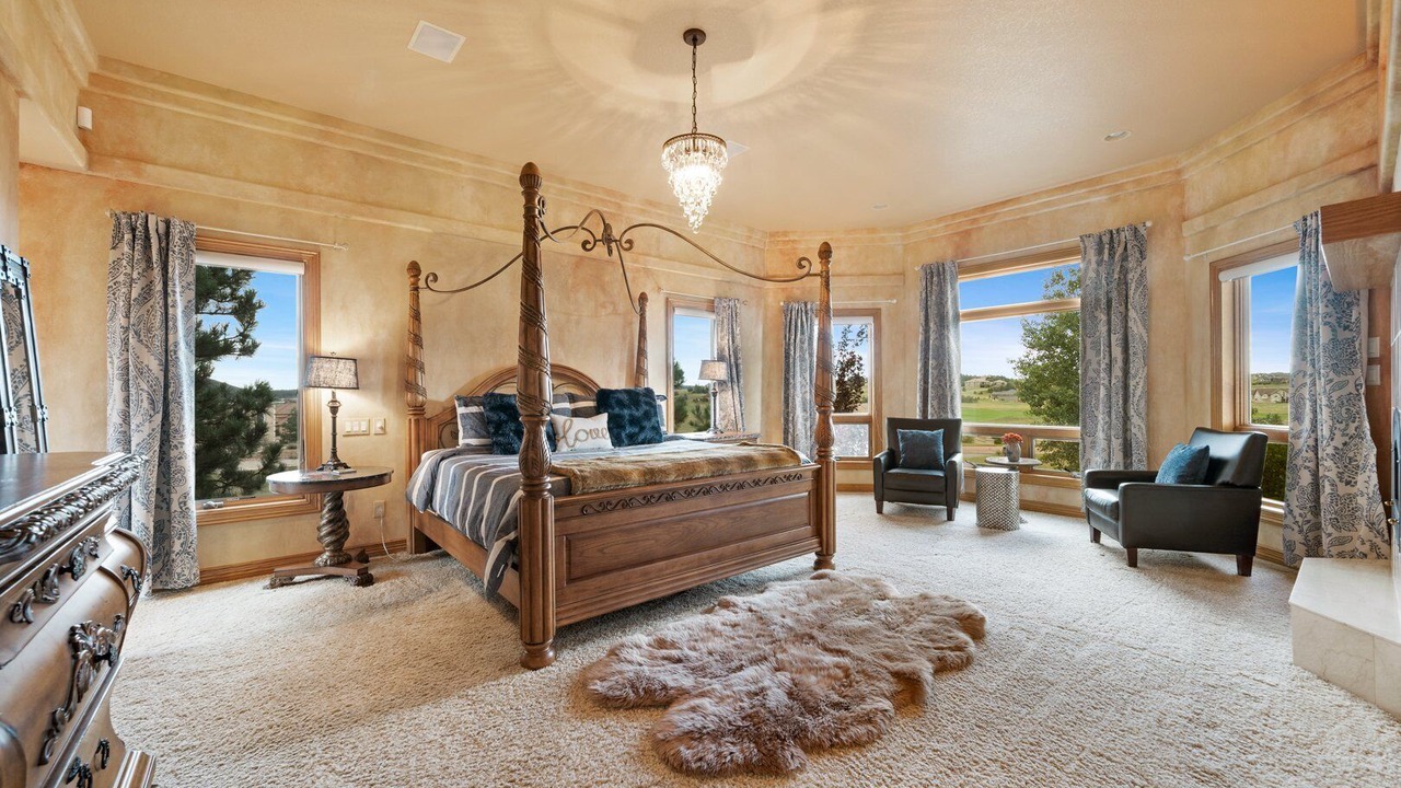 Photo of Bedroom in Monument
