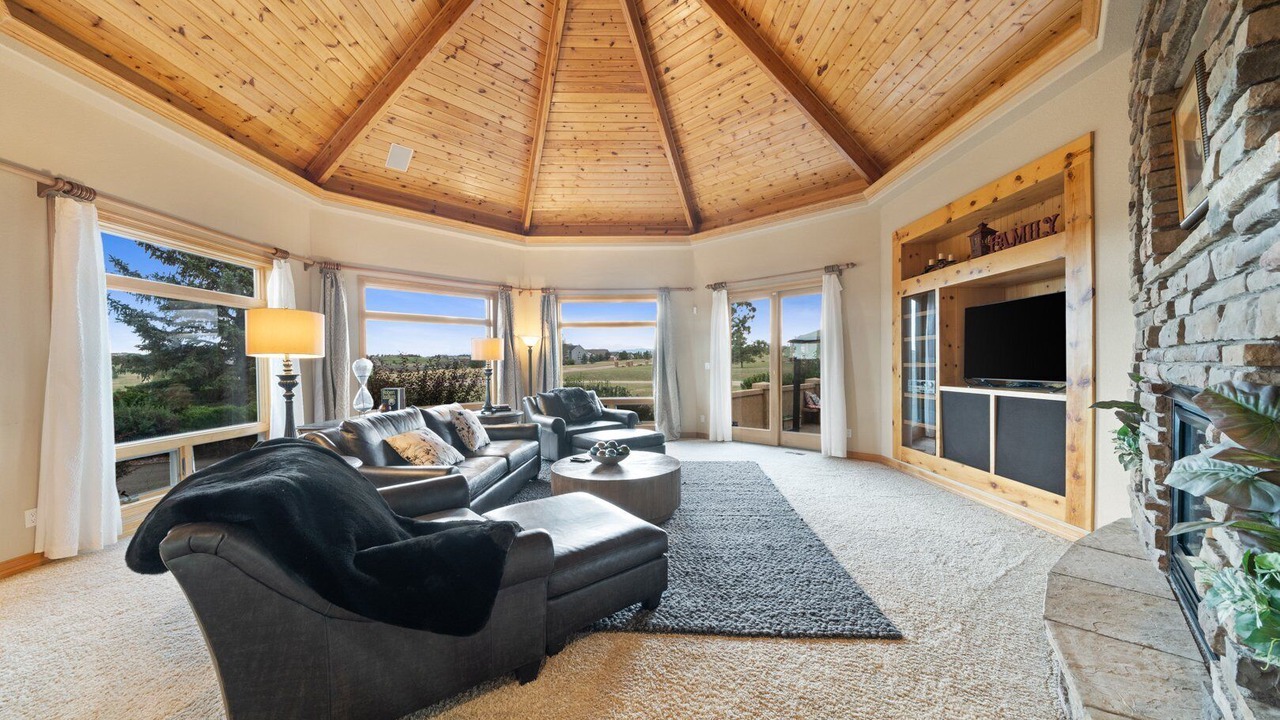 Photo of Livingroom in Monument